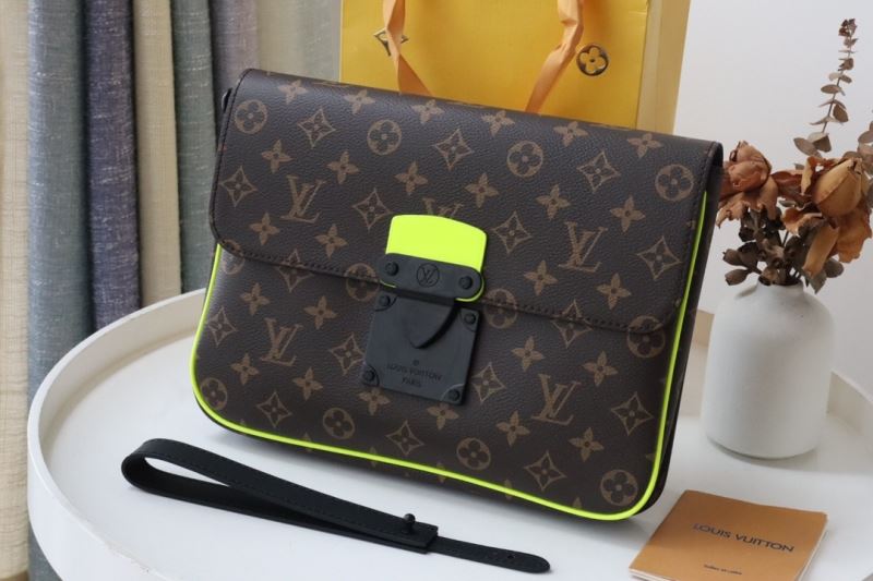 Louis Vuitton Clutch Bags